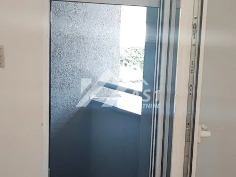 Izdavanje, jednosoban stan, 37m², Salajka, Novi Sad Sve Podlokacije - image 10