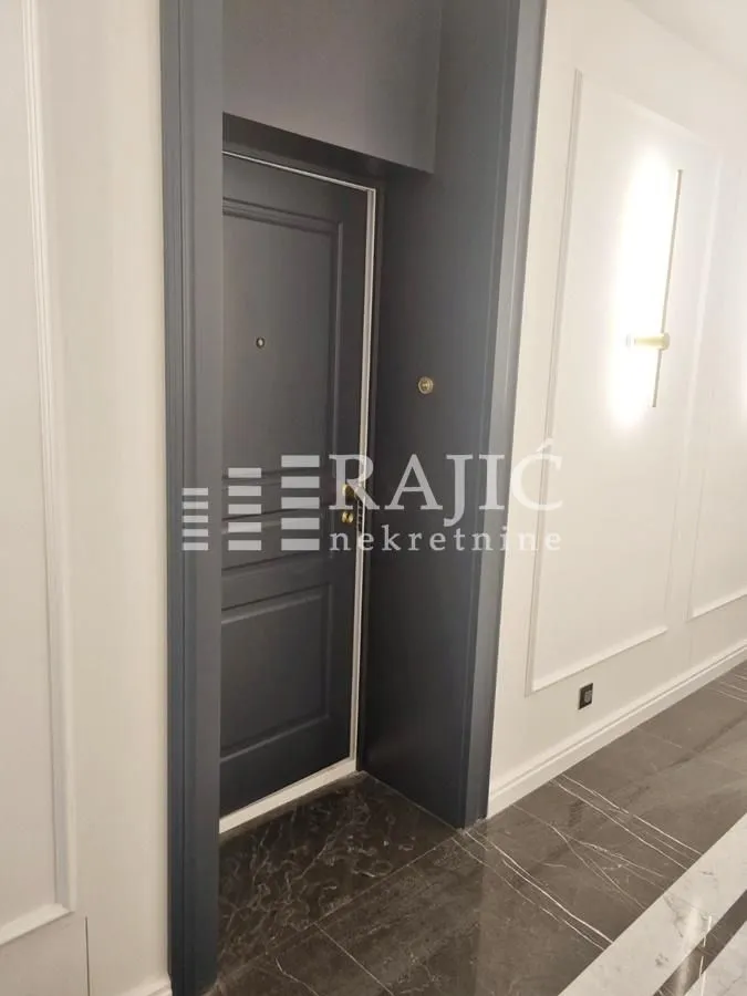 Rent, three bedroom apartment, 80m², Južni Bulevar, Vračar Sve Podlokacije