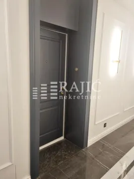 Rent, three bedroom apartment, 80m², Južni Bulevar, Vračar Sve Podlokacije - image 12