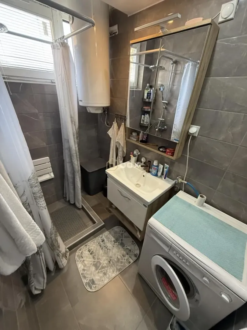 Prodaja, trosoban stan, 72m², Trošarina, Niš