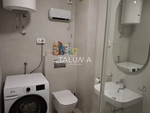 Izdavanje, jednosoban stan, 40m², Pobrežje, Podgorica - image 6