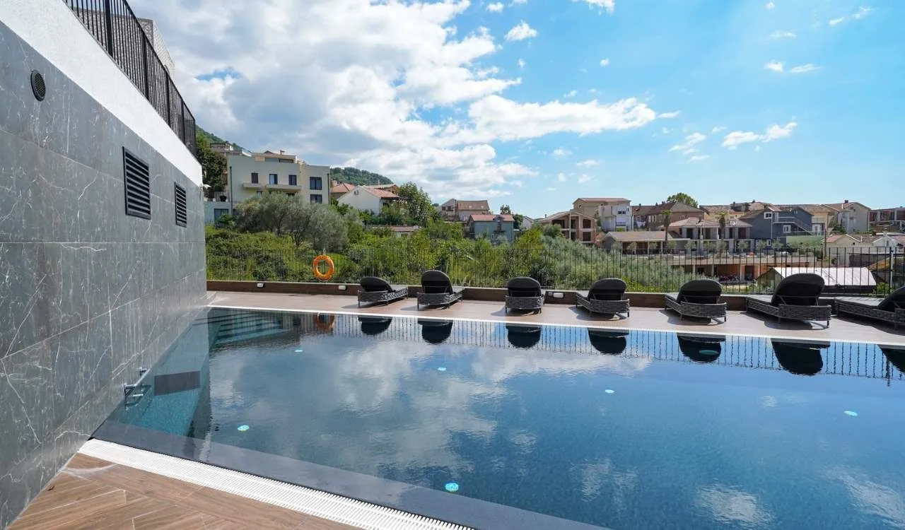 Prodaja, dvosoban stan, 66m², Tivat, Crna Gora