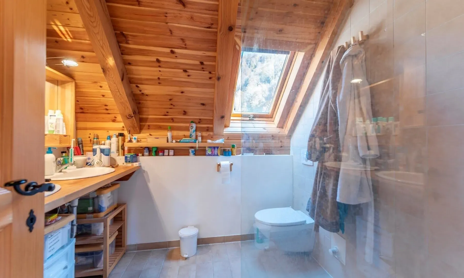 Prodaja, kuća, 550m², Podgorica, Crna Gora