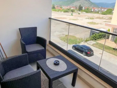 Izdavanje, jednosoban stan, 46m², City Kvart, Podgorica - image 2