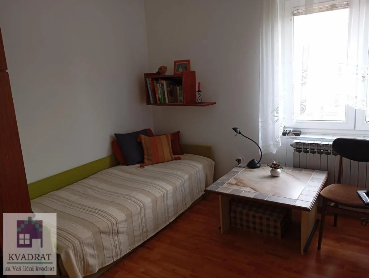 Prodaja, kuća, 270m², Mesarci, Vladimirci
