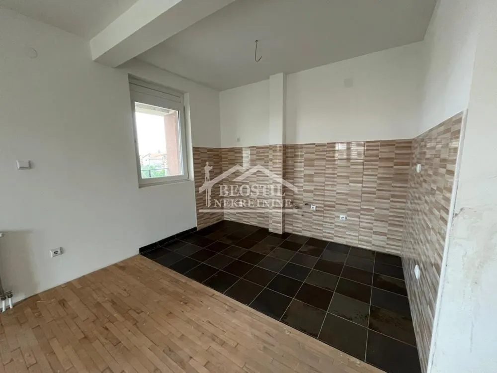 Prodaja, trosoban stan, 117m², Centar, Smederevo