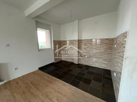 Sale, three bedroom apartment, 117m², Centar, Smederevo - image 2