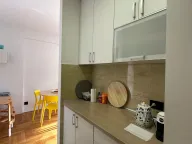 Izdavanje, dvosoban stan, 72m², Centar, Tivat - image 9