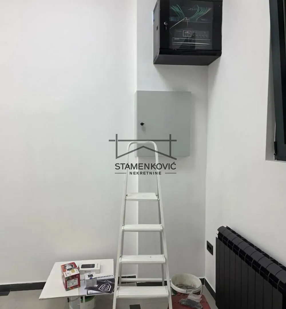 Sale, office space, 355m², Telep, Novi Sad Sve Podlokacije