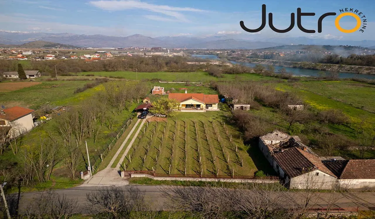 Izdavanje, kuća, 130m², Podgorica, Crna Gora