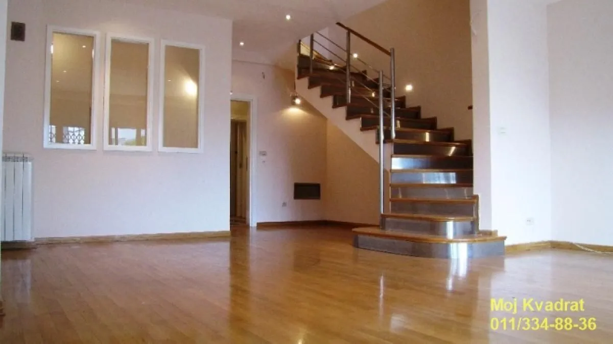 Izdavanje, kuća, 215m², Savski Venac, Beograd