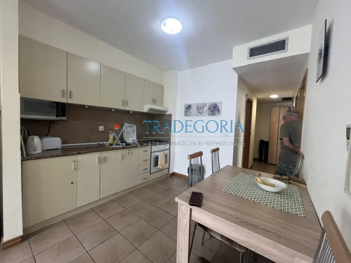 Sale, two bedroom apartment, 57m², Bečići, Budva