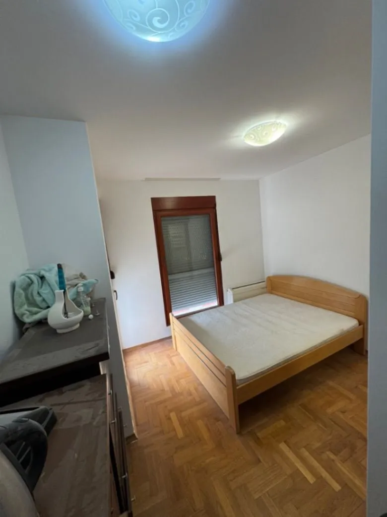 Prodaja, trosoban stan, 92m², Tuški Put, Podgorica