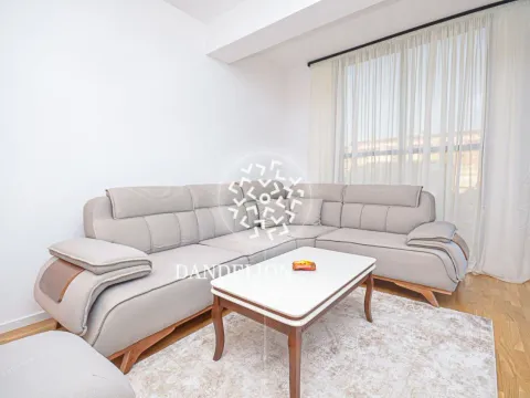 Izdavanje, dvosoban stan, 66m², Stari Aerodrom, Podgorica - image 16