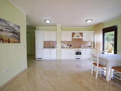 Sale, two bedroom apartment, 242m², Dobra Voda, Budva - image 12