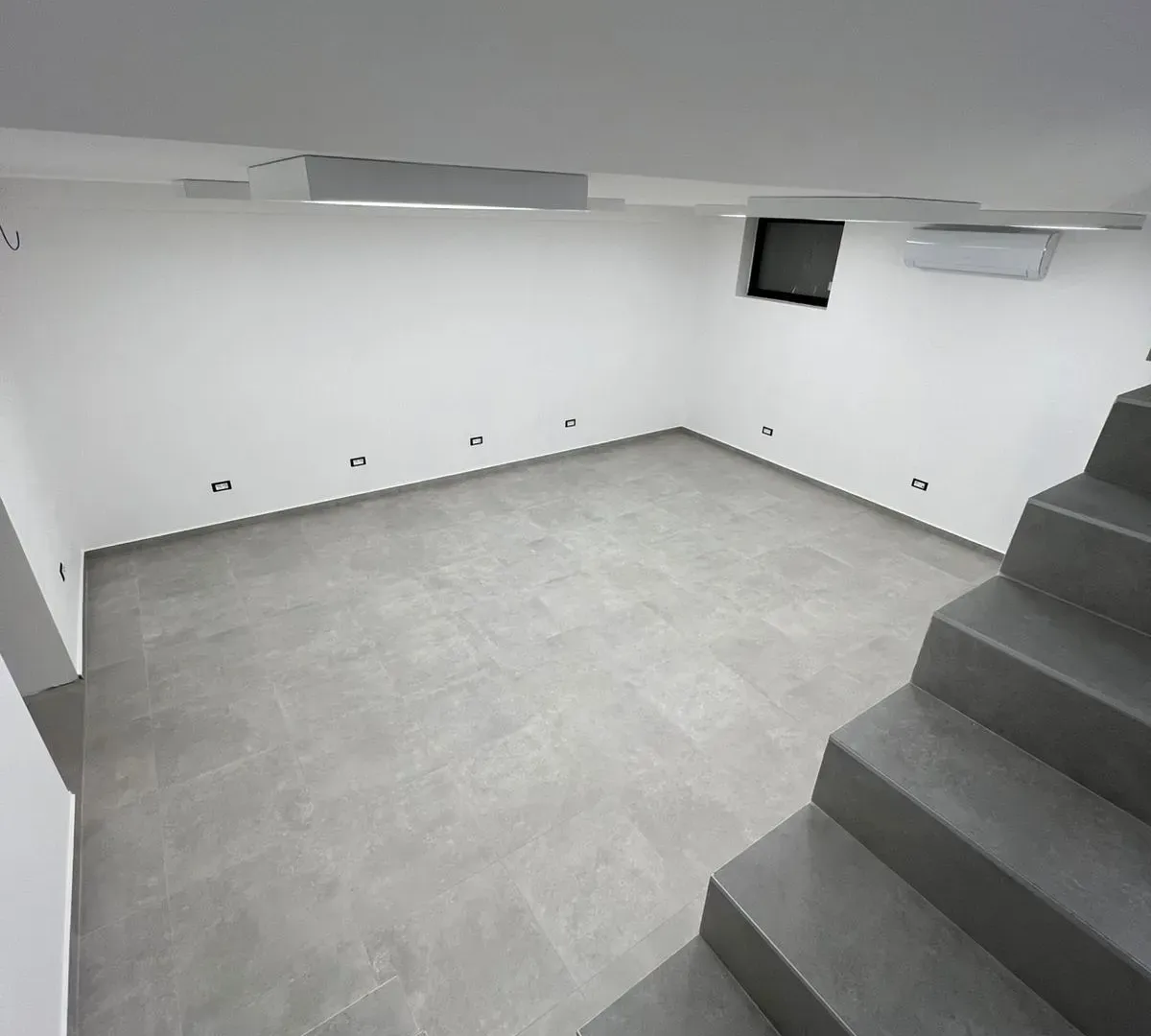 Rent, office space, 95m², City Kvart, Podgorica