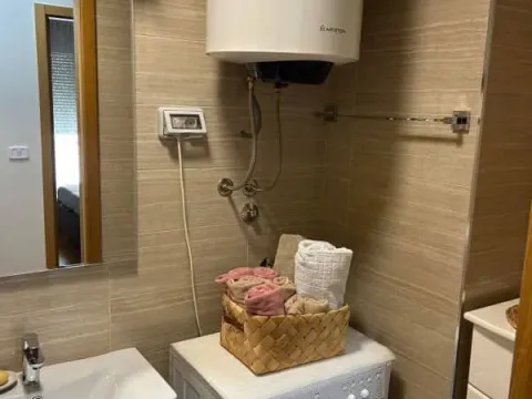 Izdavanje, dvosoban stan, 65m², City Kvart, Podgorica - image 10