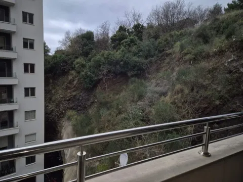 Sale, one bedroom apartment, 58m², Bečići, Budva - image 6