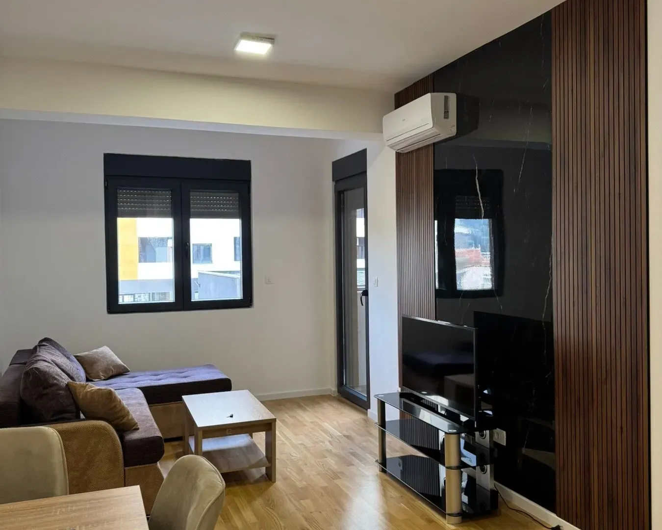Rent, one bedroom apartment, 43m², Stari Aerodrom, Podgorica