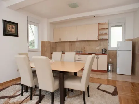 Sale, house, 400m², Perazića do, Budva - image 15