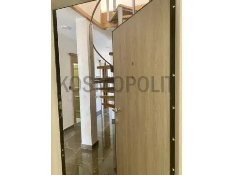 Sale, four bedroom apartment, 145m², Centar, Pančevo - image 2