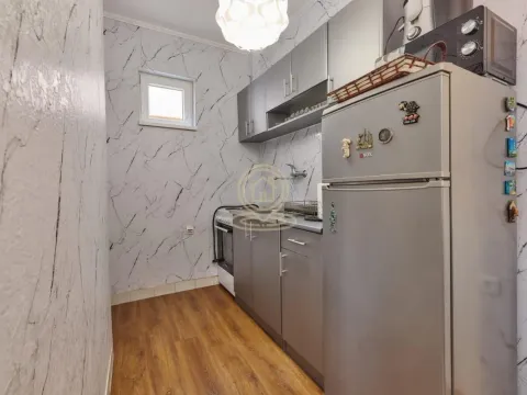 Rent, two bedroom apartment, 55m², Savski Venac, Beograd - image 14
