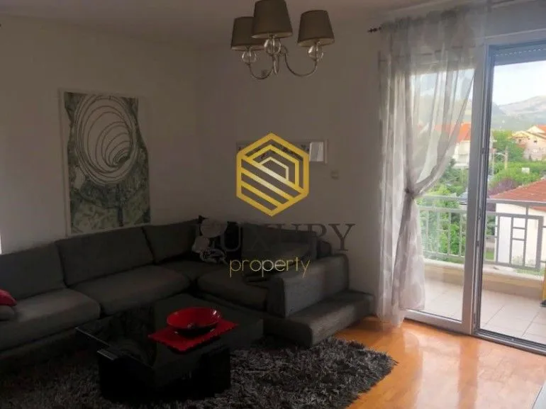 Izdavanje, dvosoban stan, 84m², Zagorič, Podgorica