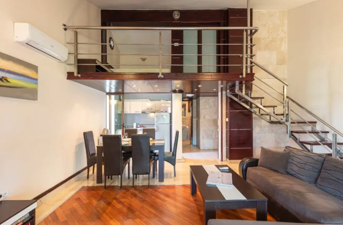 Rent, one bedroom apartment, 45m², Bulevar, Budva