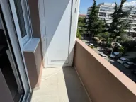 Izdavanje, jednosoban stan, 40m2, Preko Morače, Podgorica