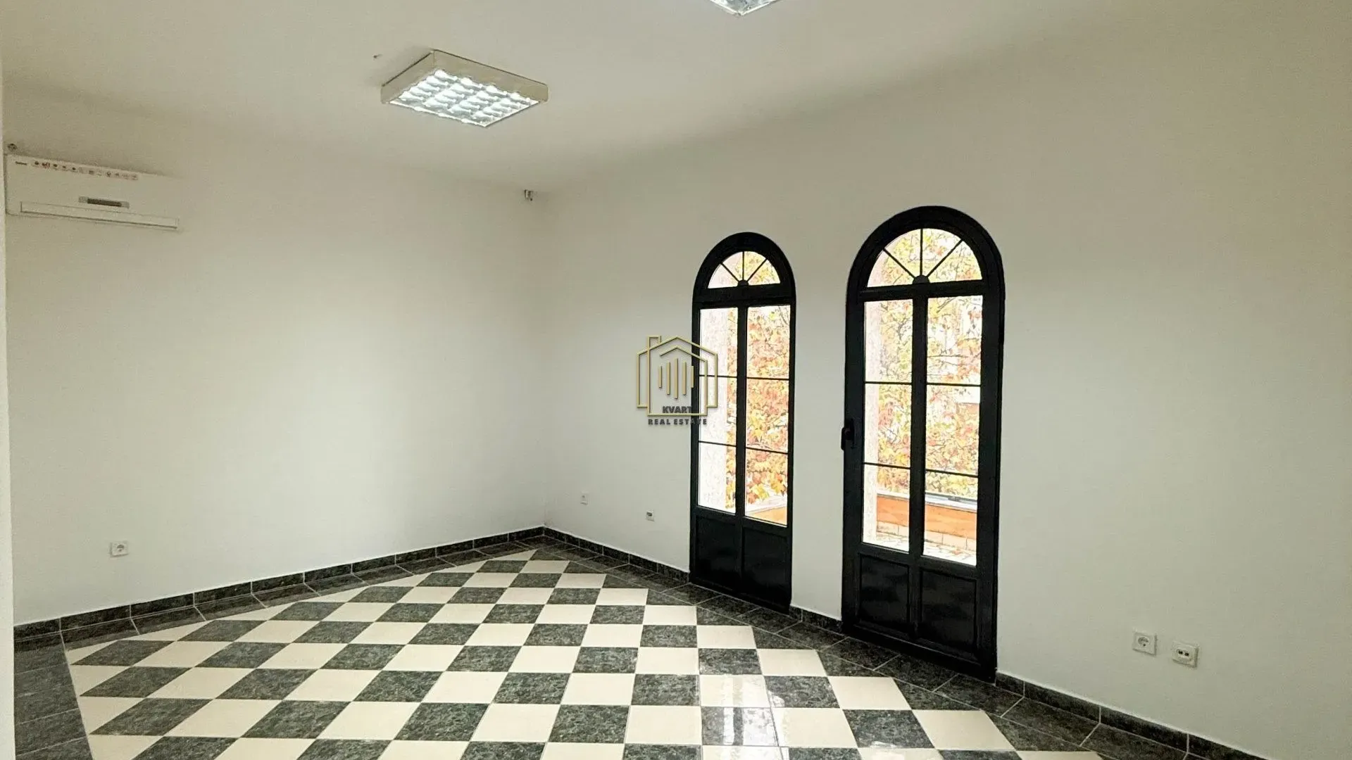 Rent, office space, 22m², Centar, Nikšić