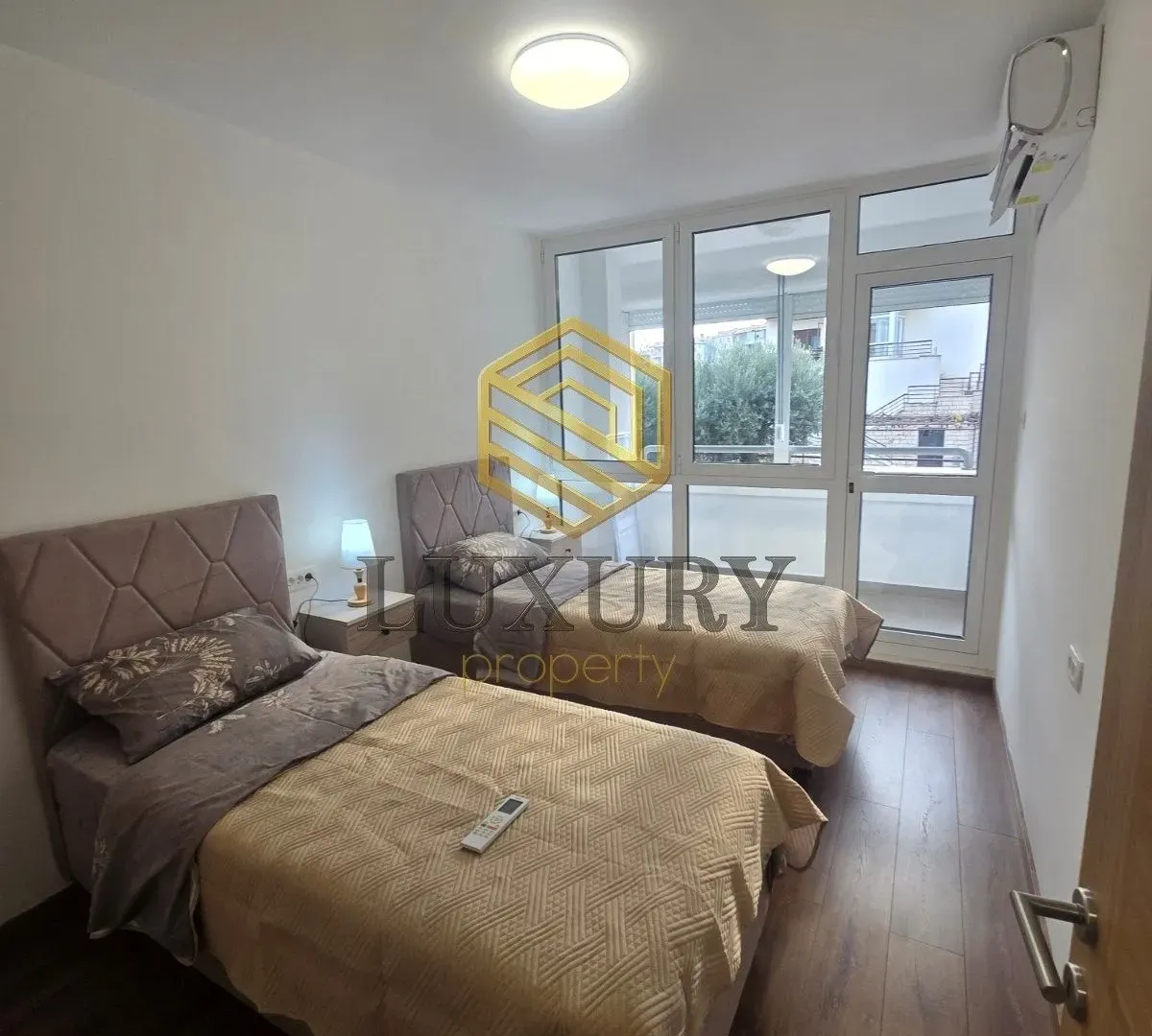 Izdavanje, trosoban stan, 103m², Tološka šuma, Podgorica