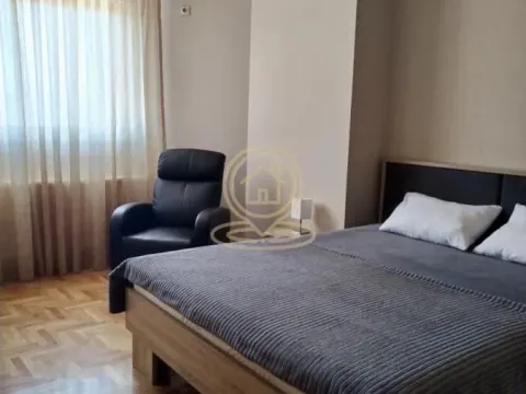 Izdavanje, kuća, 100m², Palilula, Niš - image 5
