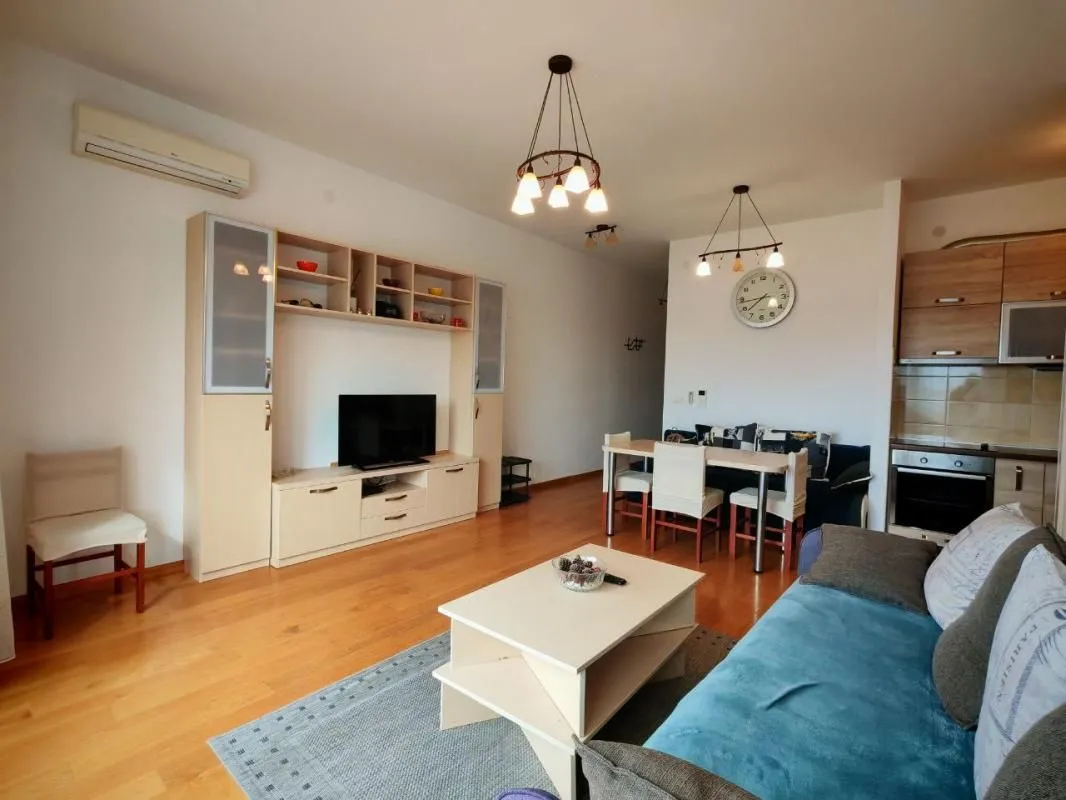 Sale, one bedroom apartment, 52m², Bečići, Budva