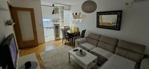 Rent, one bedroom apartment, 45m², Stari Aerodrom, Podgorica - image 5
