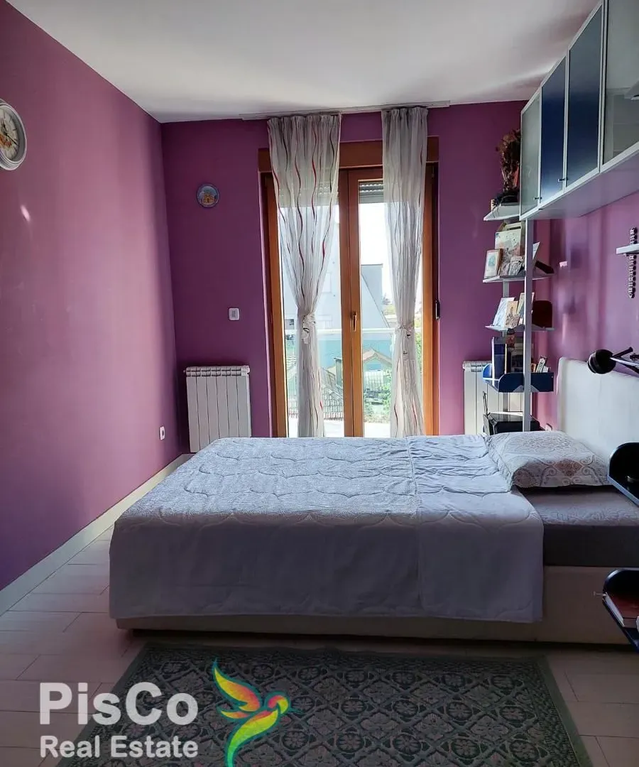 Prodaja, četvorosoban stan, 156m², Gorica C, Podgorica