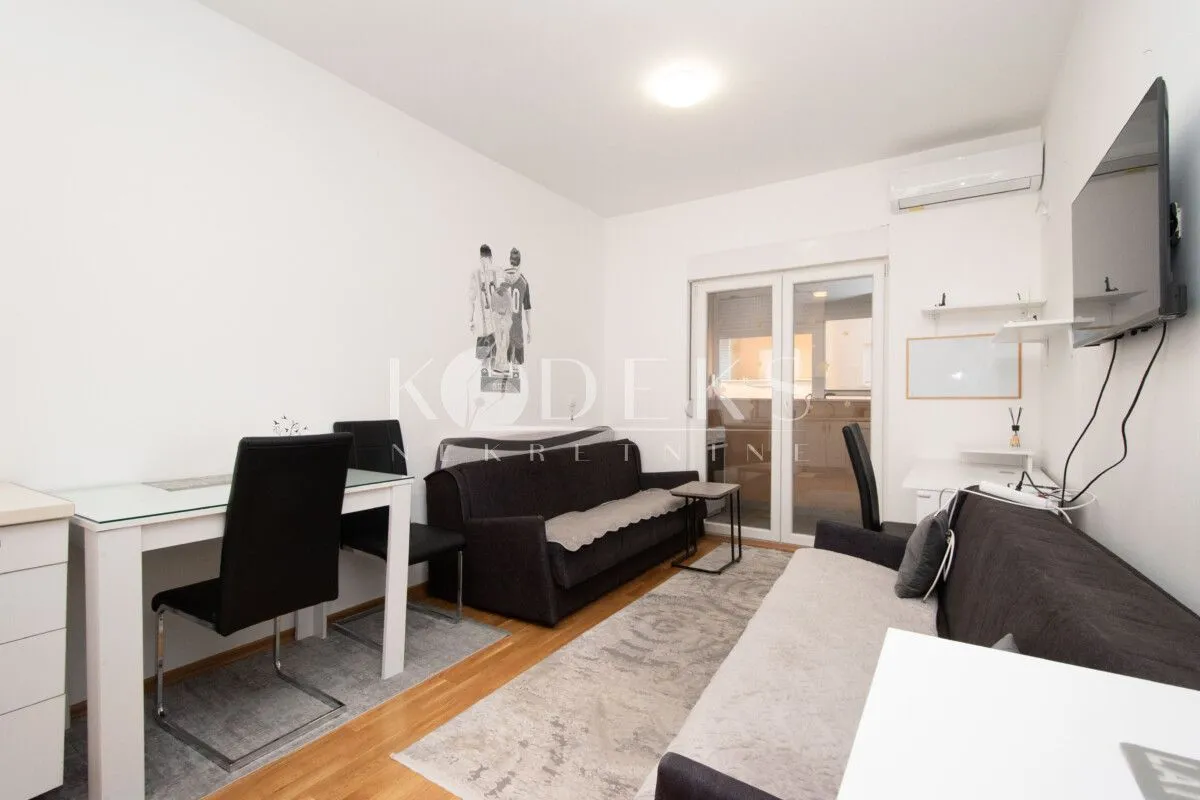Rent, studio apartment, 26m², Tuški Put, Podgorica