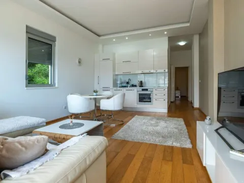 Prodaja, jednosoban stan, 61m², Rafailovići, Budva - image 3