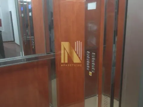 Izdavanje, garsonjera, 31m², Bulevar Evrope, Novi Sad Sve Podlokacije - image 11