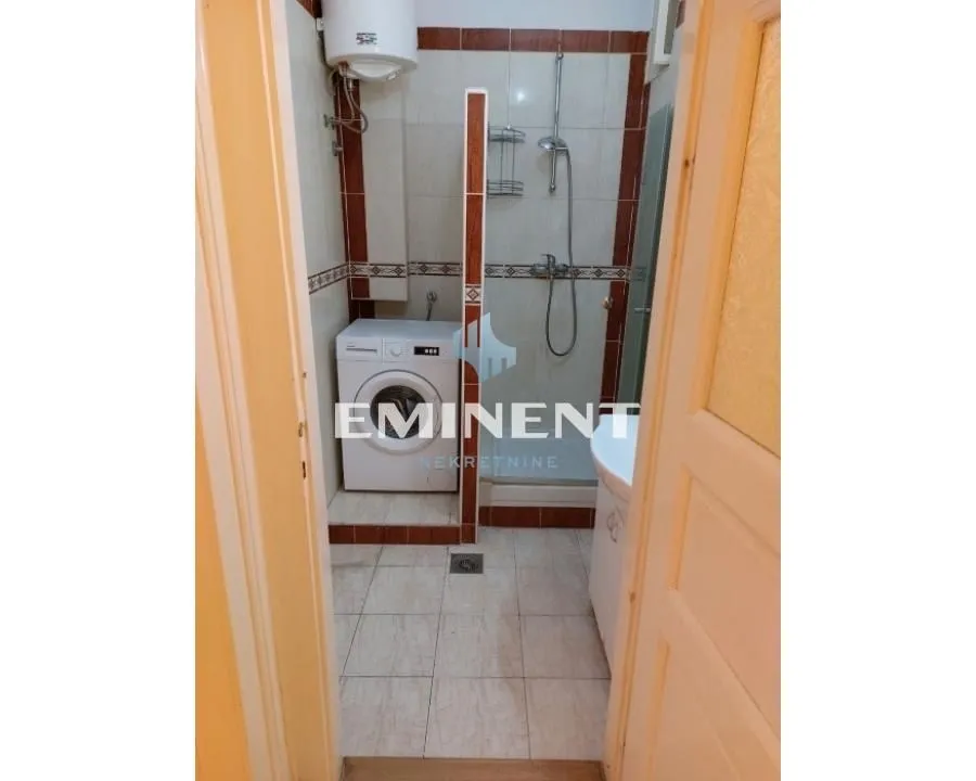 Rent, three bedroom apartment, 70m², Stari Grad, Beograd
