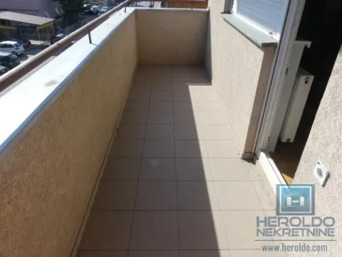 Izdavanje, dvosoban stan, 61m², Centar, Jagodina - image 10