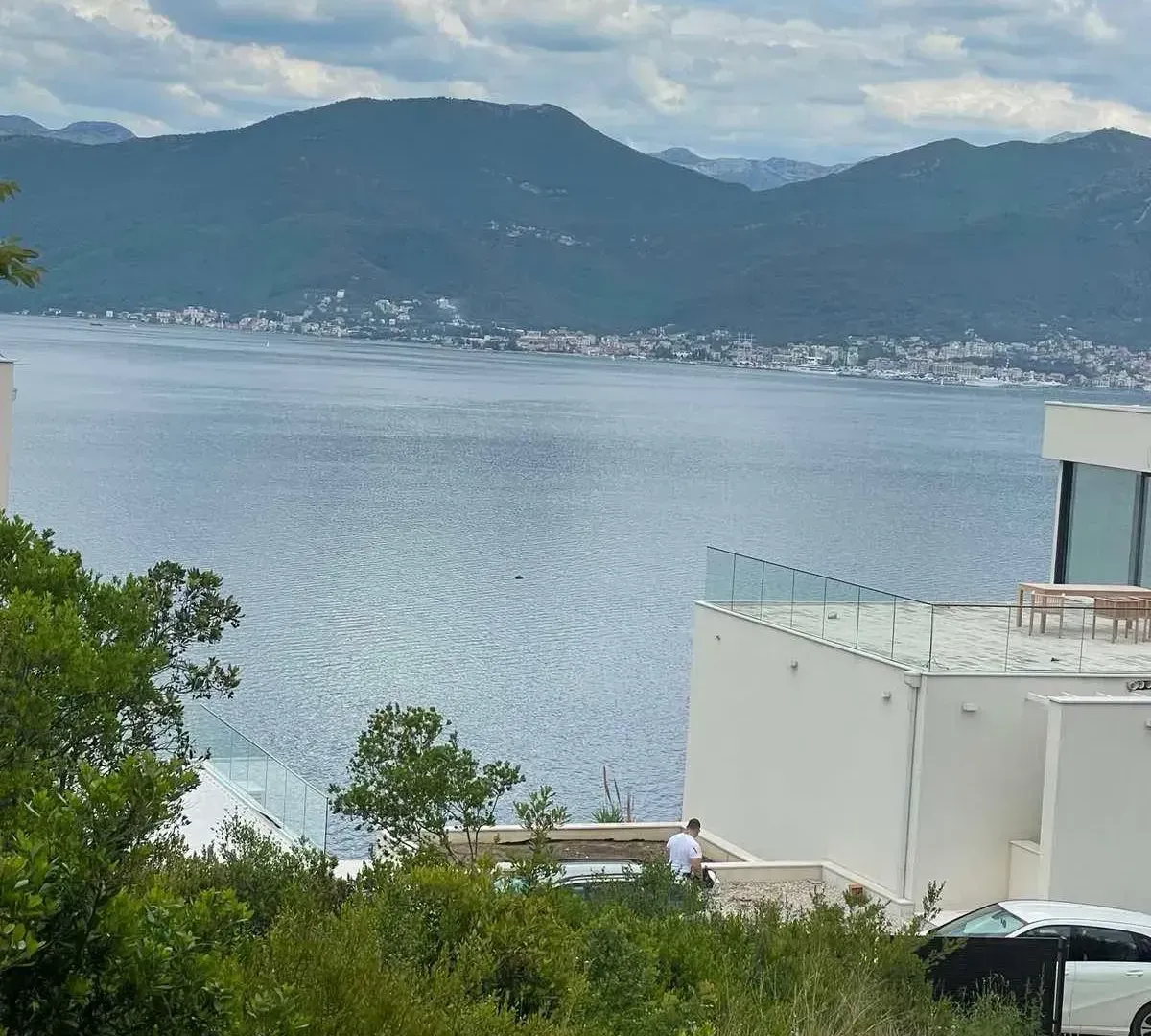 Prodaja, plac, Tivat, Crna Gora