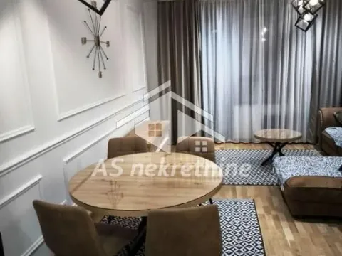 Rent, three bedroom apartment, 60m², Južni Bulevar, Vračar Sve Podlokacije - image 6