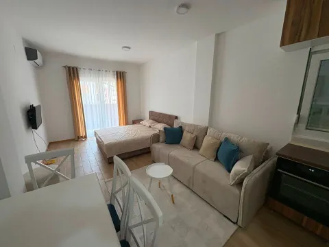 Rent, studio apartment, 33m², Budva, Crna Gora - image 9
