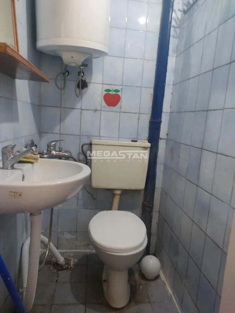 Rent, apartment, 18m², Kanarevo Brdo, Beograd