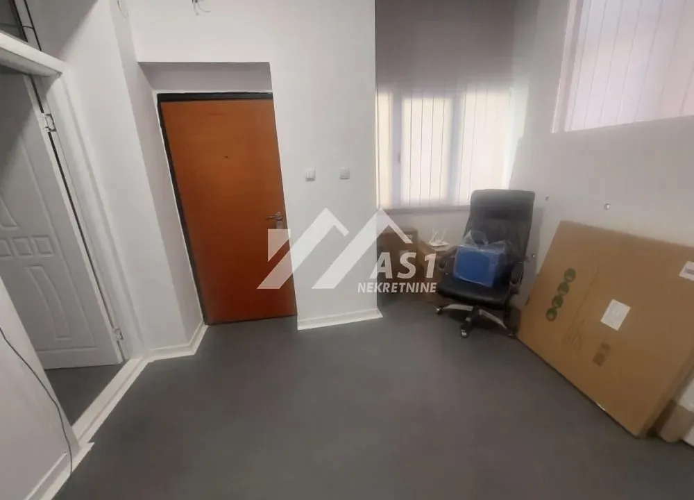 Rent, office space, 120m², Spens, Novi Sad Sve Podlokacije