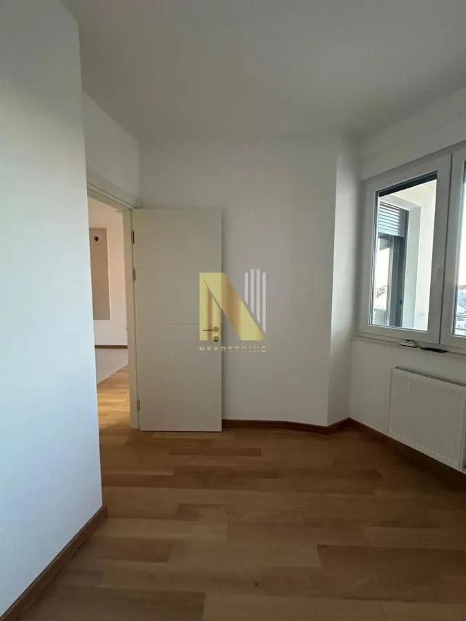 Izdavanje, jednosoban stan, 35m², Grbavica, Novi Sad Sve Podlokacije