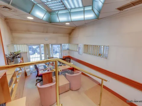 Sale, house, 285m², Bezanijska Kosa 1, Bežanijska Kosa Sve Podlokacije - image 15