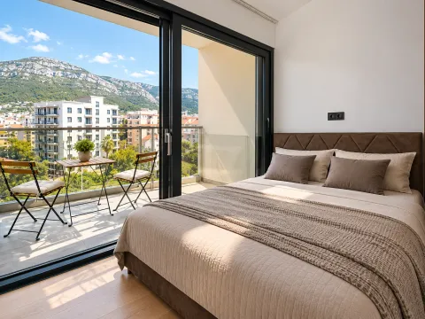 Izdavanje, garsonjera, 36m², Centar, Bar - image 6