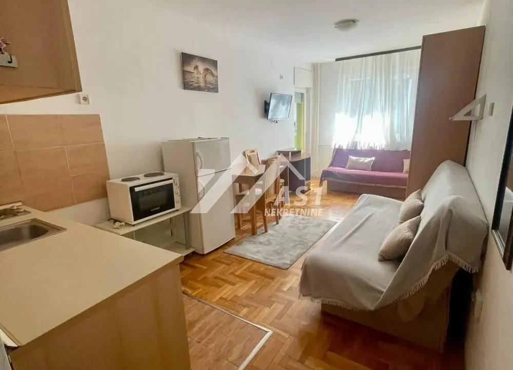Rent, apartment, 25m², Bulevar Oslobodjenja, Novi Sad Sve Podlokacije