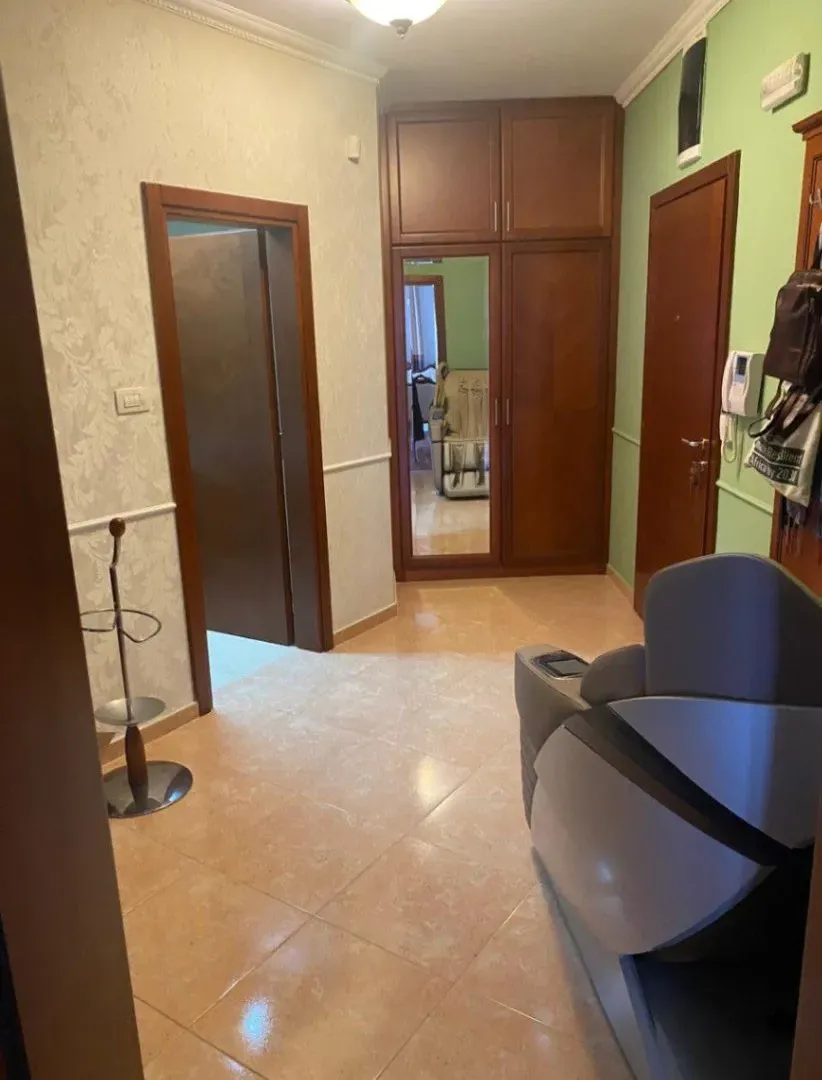 Sale, apartment, 104m², Centar, Bar
